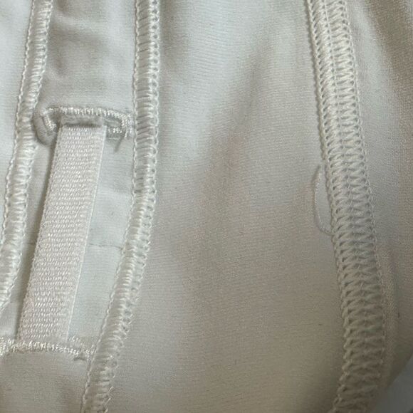Lululemon White Athletic Skort 8 - Picture 5 of 8